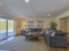 Oshkosh Luxurious Escape