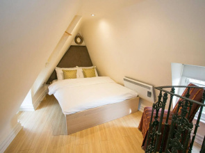 O'Connell Bridge Apartments