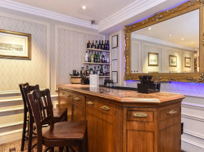 Park Lane Mews Hotel