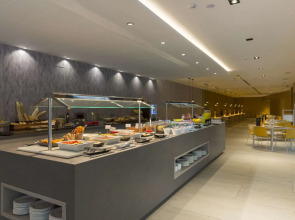 Hotel Macia Sevilla Kubb