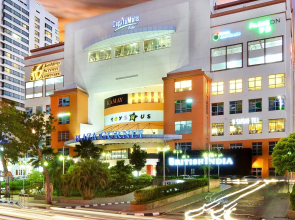 3BdR&2Bth condo Middle of Penang