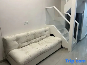 Xiangchu Yousu Homestay (Zhujiang Xinghuan Machang Subway Station)