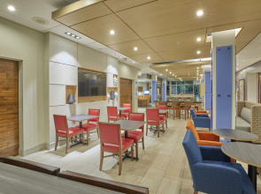 Holiday Inn Express & Suites Hermiston Downtown by IHG