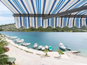 Miranda - Quiet & Next to the sea - A3