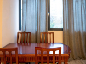Spacious 1bdr Apartment Near City Center
