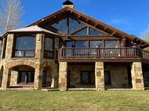 Elk View Lodge
