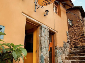 Parwa Guest House