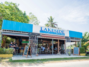 Naiharn Beach Resort