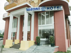 City Hotel