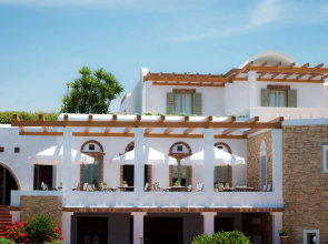 Porto Naxos Hotel