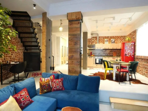 Modern and Specious 3-Bedroom Entire House