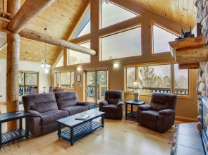 Spacious Terry Peak Cabin < 1 Mi to Ski Lift