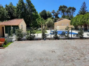 Metro Vilar Suites & Villas