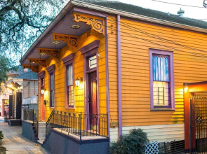 Blue60 Marigny Inn