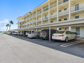 Beach Harbor Hideaway 1 Bedroom Condo by RedAwning