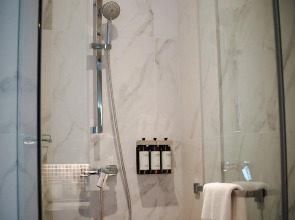 Sindhorn Midtown Hotel Bangkok, Vignette Collection by IHG