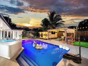 Villa Velvet