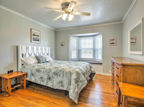 Modern Sturgeon Bay Home by Potawatomi State Park!