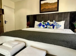 Luxury 2BR Apt Central Lekki Phase 1