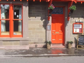 Hillside Hotel