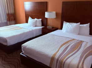 Mountain Valley Inn & Suites