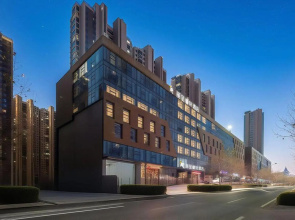Rezen Select Hotel（Rizhao Wanda Plaza）