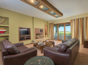 Villa Lahania