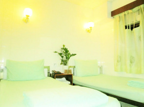 Las Vegas Guest House Carlton Group Of Hostels