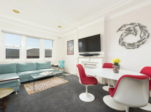 Comfy Coogee Living H328