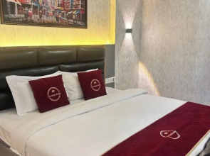 The Origin Suites opp Hyatt Regency