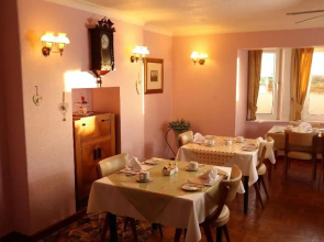 Cherry Tree Hotel