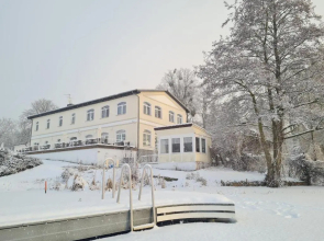 Hotel & Restaurant Haus Am See