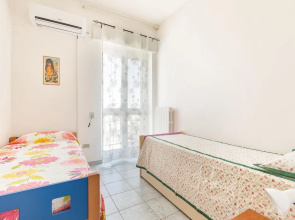 2186 Attico Demetra
