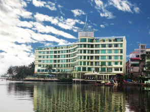 The Hanoi Club Hotel & Residences