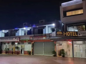 Hotel Suites Royal