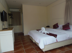 Baan Suan Klong 15