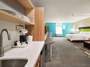 Home2 Suites by Hilton Woodbridge Potomac Mills