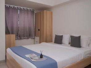 Warm And Simply Studio At Cisauk Point Apartment