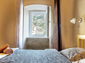 Chic and Elegant Flat Near Beach in Montenegro