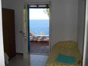 Villa "mare" - Suspended Over the sea
