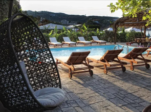 Niriides Beach Hotel