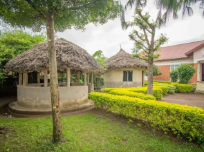 Muhabura Motel
