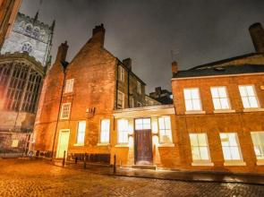 3 Bedroom City Centre Townhouse