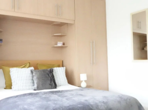 The Great Airport Place