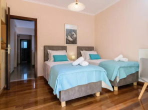 Stunning Comfortable Family House in Chania