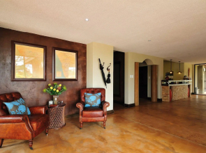 Otjiwa Safari Lodge
