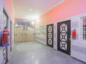 SPOT ON 65708 Shri Ram Hotel
