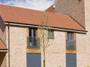 Kings Court Apartments