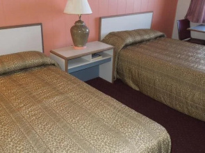 Taffy Motel