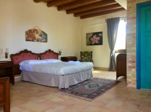 Casa Go'El